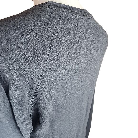 Tasc Mens Long Sleeve Slim Athletic Stretch Sweater Heather Gray Size Medium - Picture 7 of 9